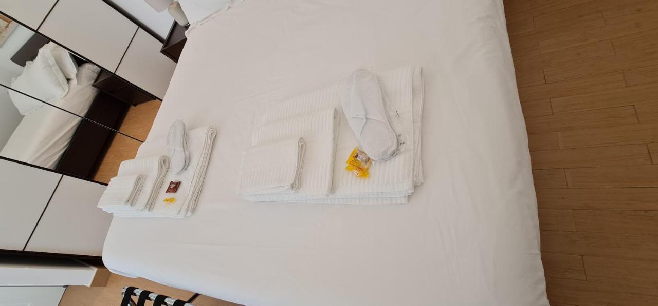 Di Fresco Apartments Luxury Suites 巴勒莫 外观 照片